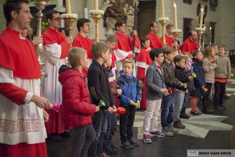 Paaswake2015 St-Andrieskerk